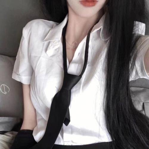 白奶牛之歌